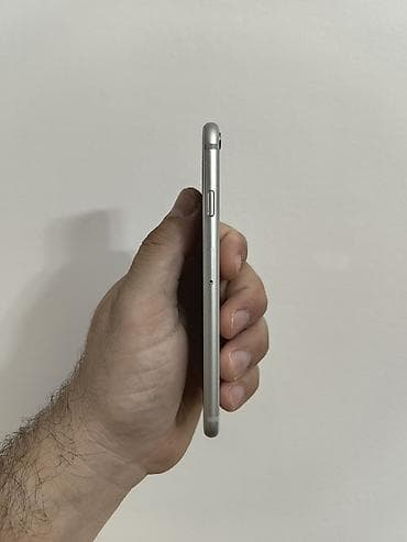 samsung s9 polovan: Iphone 6s beli sa 32 gb memorije, sim free icloud free. Ok očuvan, i — 2