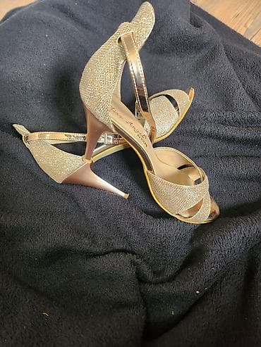 silikonski ulosci za obucu: Elegantne ženske sandale sa visokom štiklom – zlatne - Brend: Miss Kg — 2