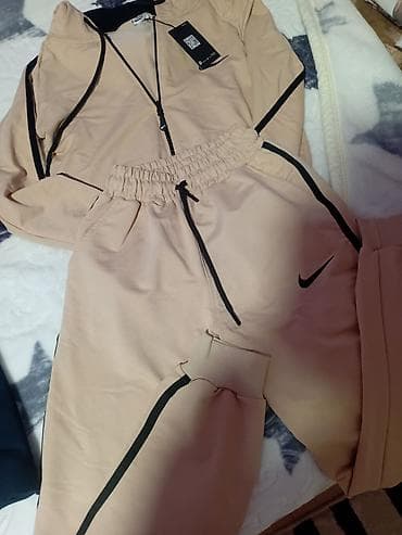 Ženska odeća: Nike komplet trenerke – dukserica sa rajsferšlusom i donji deo — 2