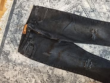 mizan majice: Muške farmerke – crne isprane nijanse sa „distressed“ detaljima - — 3