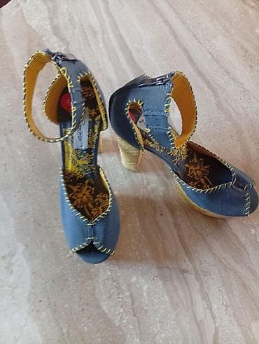 patike steve madden: Ed Hardy model Cindy zenske cipele platforme, kupljene u Londonu — 3