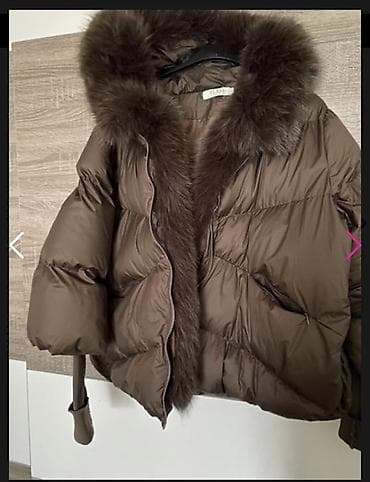 Haljine: Ženska puf jakna sa kapuljačom i bogatim krznom - Boja: tamno — 2