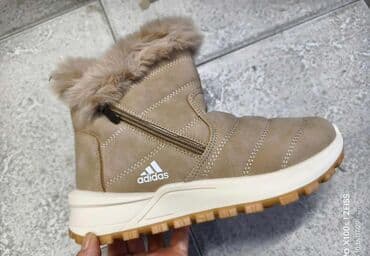 teget kratke cizme: Čizme, Adidas, 41 — 2