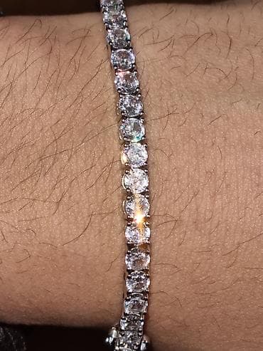 pandora narukvice: Prodajem prelepu tenis narukvicu dužine 17.78 cm, sa kamenjem debljine — 5