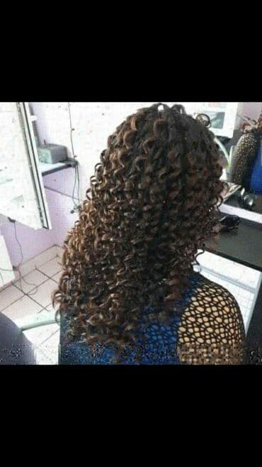 Curling Irons: Figaro za afro lokne novo.
1700din.
Vise komada na stanju.
061/ — 2