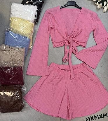 gumeno oko: Komplet bliza crop top na preklop i šorc. -Dvodelni set sa — 10