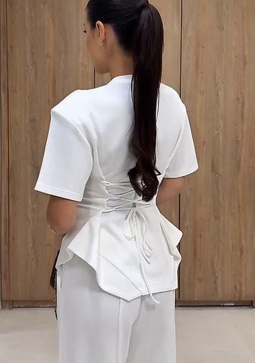 claire's beograd: ✅Dvonodelni ženski komplet – top i pantalone
✅3200 — 6