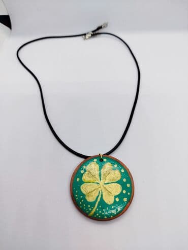 Ogrlica sa priveskom, Handmade, Materijal: Epoksi smola — 22