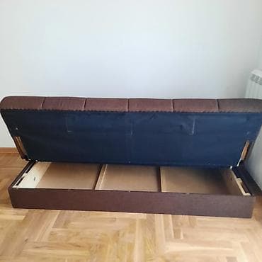 set stocica 3 u 1: Nov-koriscen 15 dana. Ne uklapa se u Enterijer novog stana. Placen — 3