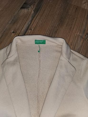 body od: Ženski sako United Colors of Benetton - Model: klasičan sako sa — 2