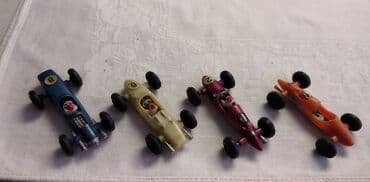 rubi 6 epizoda sa prevodom: HT formule F1Hong Kong 6,5 cm.fali na 1 vozac,plasticni.Cena za kom — 3