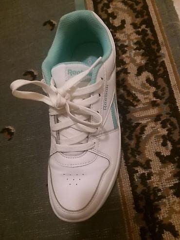 waikiki obuca za zene: Reebok patike – bele sa tirkiznim detaljima - Model: niskoprofilne — 2