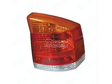 ukrasna traka za auto: TREĆE STOP SVETLO ZA OPEL VECTRA C OD 2002. DO 2008. GOD. | treće — 3