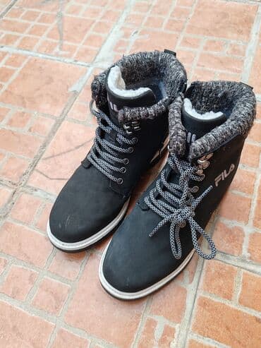 Slippers: High boots, FILA, 39 — 3