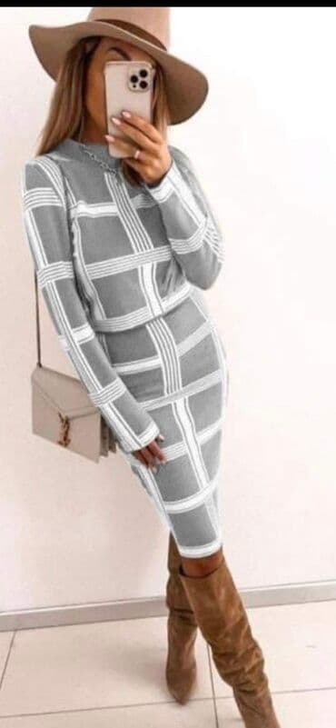 c a kombinezoni: A K C I J A.
Kompleti
Trikotaža
2700 din — 3