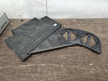 parksajd alati: DRZAC ZA CASE ZA VOLKSWAGEN PASSAT B5 — 1