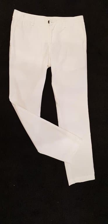 kompleti pantalone i prsluk: Hugo Boss original pantalone.
poluobim struka 41cm
duzina 100cm — 1