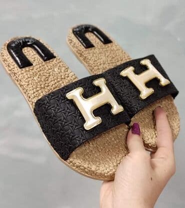 hugo papuce zenske: Pitati za brojeve 
900 dinara — 2