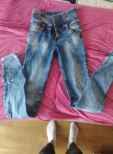 nesal jeans слике: 5 pari farmerica, sve su ocuvane
XS/S 
M sara, crop, only, brug — 4