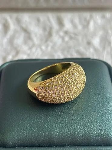 srebrne torbice svecane: Zlatni prsten sa cirkonima – elegantan, moderne arhitektonske forme — 6