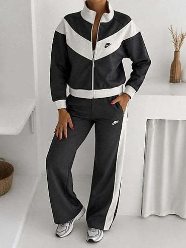 nike gore tex: S M L XL XXL
5000 din
Nike — 8