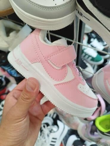 tin patike: 25-36 3000 — 4