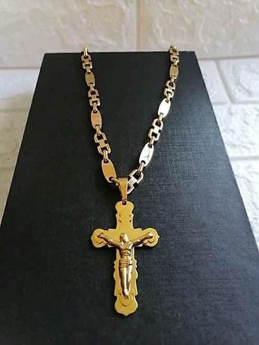 swarovski beograd: Lanac sa krstom Hirurški čelik
Cena:2900din
💋 — 9