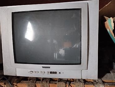 laser tag puske cena: CRT monitori i TV – lot Prodajem 4 Pc monitora i 3 Tv za sve ukupno — 3