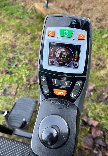 Glucometers: Električna invalidska kolica Medema Quantum 1122 - Snažna električna — 7