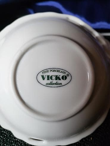 Kitchenware: Porcelanske,vintaz,nove cinije za sladoled. Porcelanske posude — 8