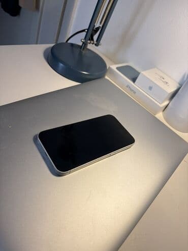 a1 slusalice za iphone: Apple iPhone iPhone 13, Bela — 20