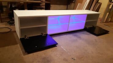 pletene komode: Komoda Fashion sa LED osvetljenjem
Dimenzije 180x40x38 cm — 2