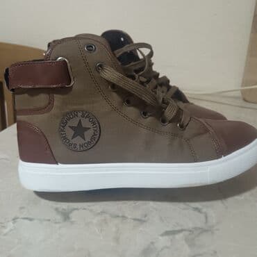Trainers, size - 42