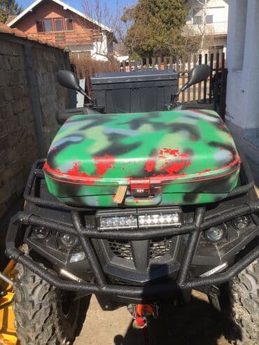 auto delovi backa palanka: Qvad kofer sa bravom i tri kopče Univerzalan u ok stanju lako — 1