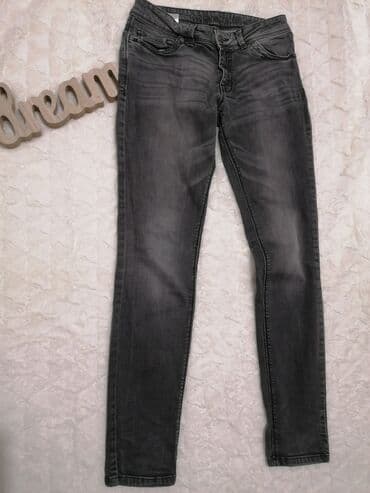 pantalone od vestacke koze: Odlicne C&A Push-up M/38 Struk 38cm Bokovi 48cm Butine 24 cm — 4