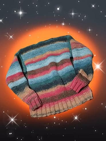 Džemper novi ručno pleteni vel L/XL. Obim grudi 88 cm, dužina 58 cm