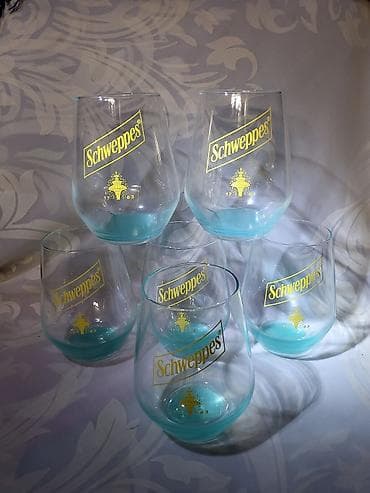 case za crveno vino: Case nove Schweppes. Nove case,sve na njima odsjaj 9d svetla. Komada — 4