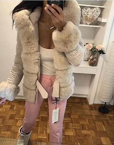 zimska jakna: Ženska zimska jakna sa krznenim detaljima - Model: puf jakna u — 7