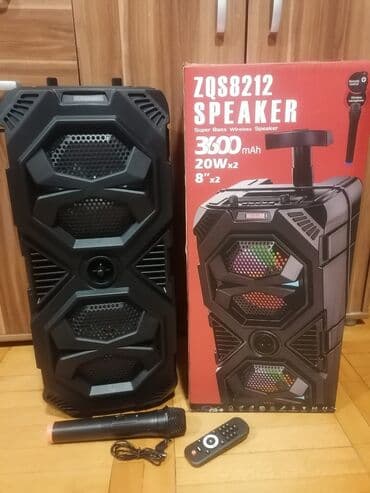 radio na solarno punjenje: Prenosni blutut laraoke zvučnik sa bežičnim mikrofonom. Cena : 9000din — 5