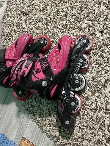 Bicikli: Rolerke na četiri točka – roza/crne Prelepi bez ostecenja - Tip — 6