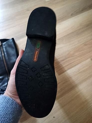 suknje od brusene koze: Čizme, 37.5, bоја - Crna — 4