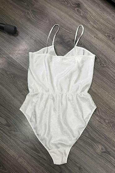 bodi bluze: Prelep bodi, veličine L — 2