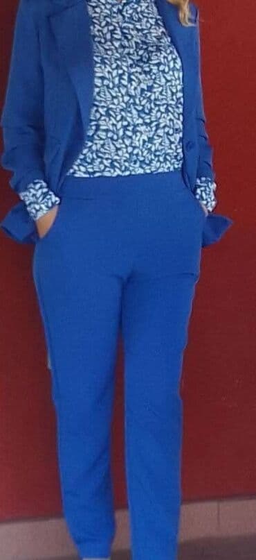 kompleti pantalone i prsluk: Ženski elegantni komplet – sako, pantalone i košulja - Boja kompleta — 1