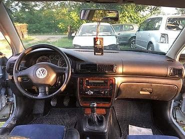 INSTRUMENT TABLA ZA VOLKSWAGEN PASSAT B5.5 | Instrument tabla za VW na lalafo.rs INSTRUMENT TABLA ZA VOLKSWAGEN PASSAT B5.5 | Instrument tabla za VW