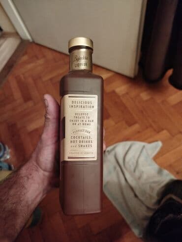 porcelansko posuđe: Dekorativna flasa — 2