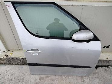 Karoserija: VRATA PREDNJA DESNA ZA ŠKODA ROOMSTER OD 2006. DO 2014. GOD. | Vrata — 1