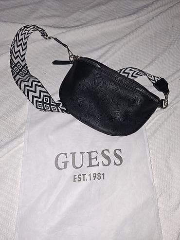 torbe za plažu: GUESS crna torbica / belt bag Elegantna i praktična GUESS torbica u — 1