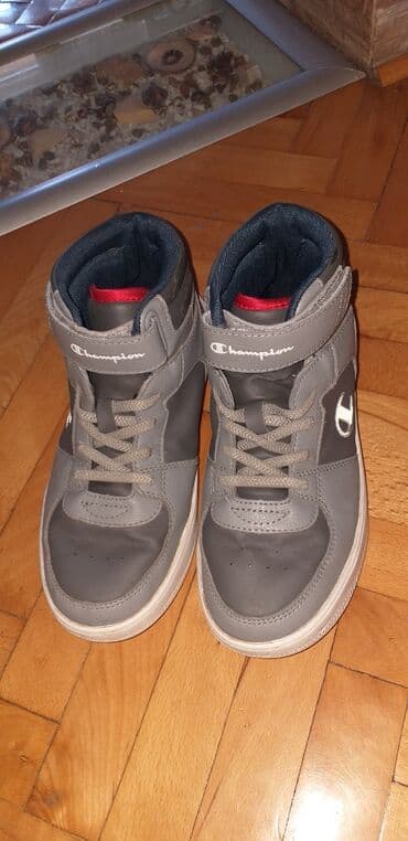 nike zoom patike: Champion, Veličina - 35 — 1