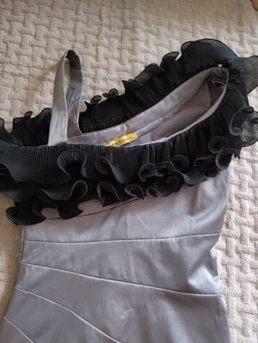 nike air max pulse cena: Predivna elegantna haljina sa karnerima. Nosena jedanput. Ima bretelu — 3