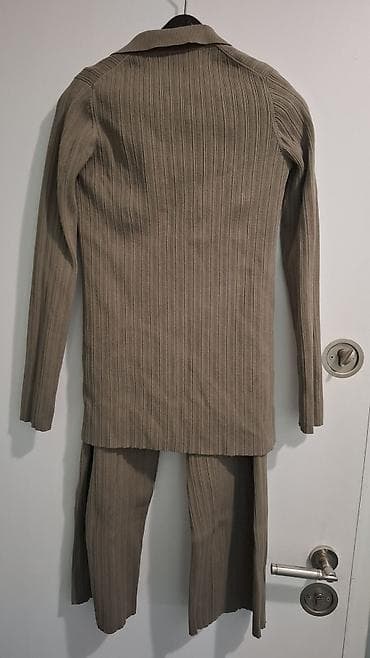 Muška odeća: Dvodijelni ženski komplet LIME – rebrasti pleteni set u — 2